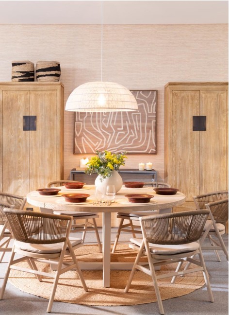 Mesa Hungría de Exterior...