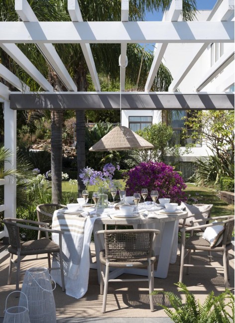 Mesa Hungría de Exterior... 2